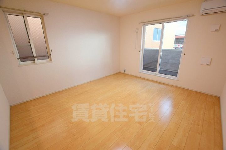 ソレイユ アルドーレの居間