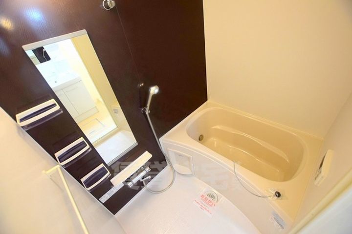 ソレイユ アルドーレの風呂