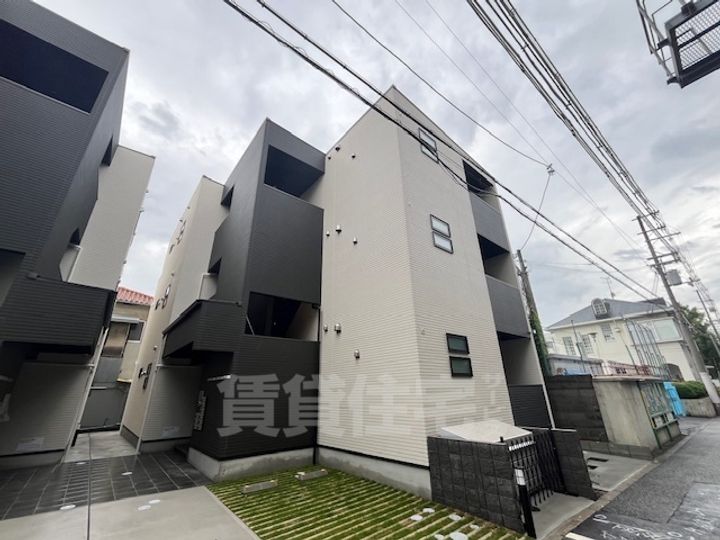 大阪府堺市堺区南清水町1丁の賃貸アパートの外観