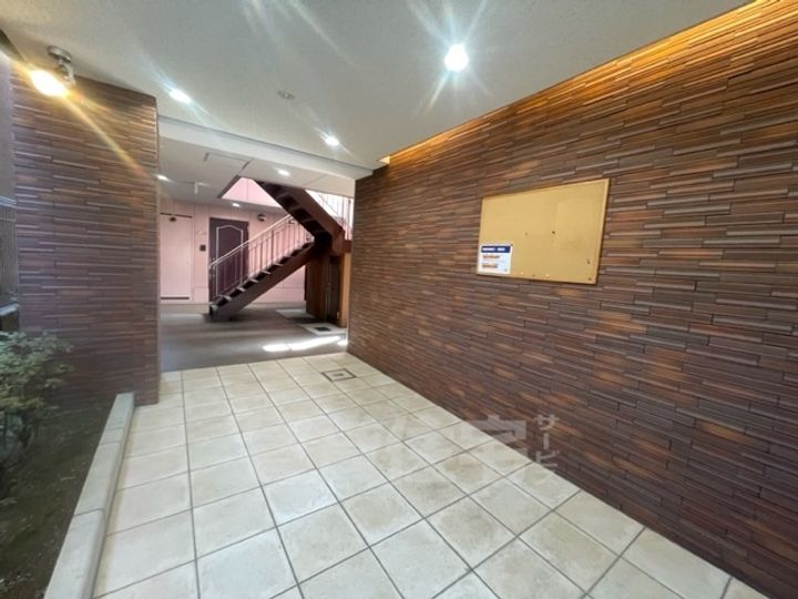 大阪府堺市堺区今池町2丁の賃貸マンションの玄関