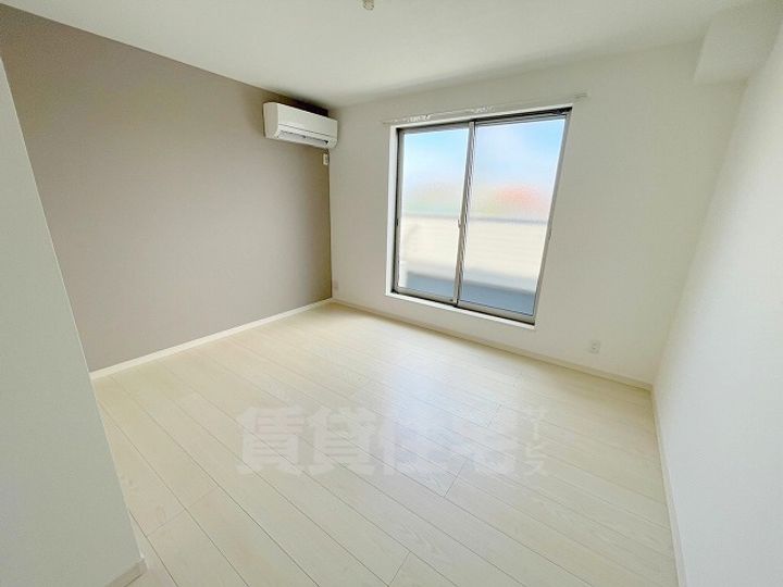 大阪府羽曳野市南恵我之荘7丁目の賃貸アパートの子供部屋