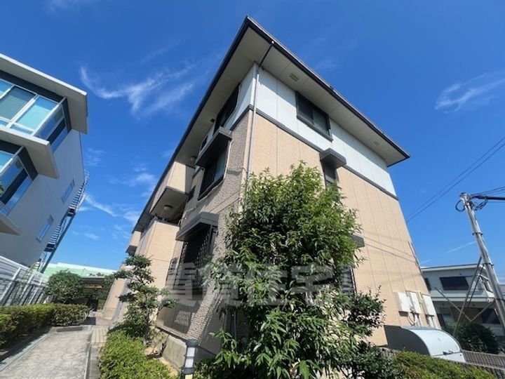 大阪府堺市西区浜寺石津町東2丁の賃貸アパートの外観