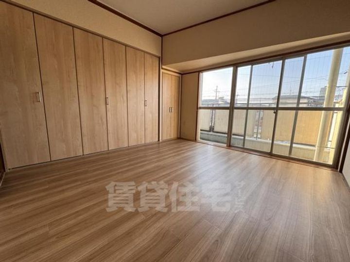 香里コーポ百合の子供部屋