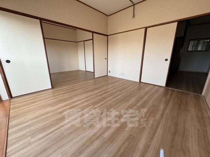 香里コーポ百合の内装