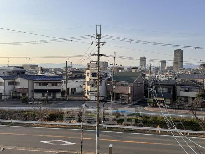 香里コーポ百合の周辺