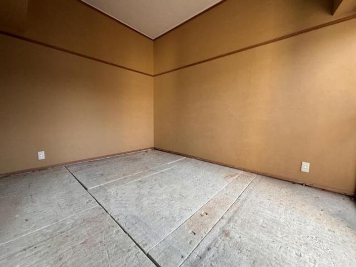 香里コーポ百合の寝室