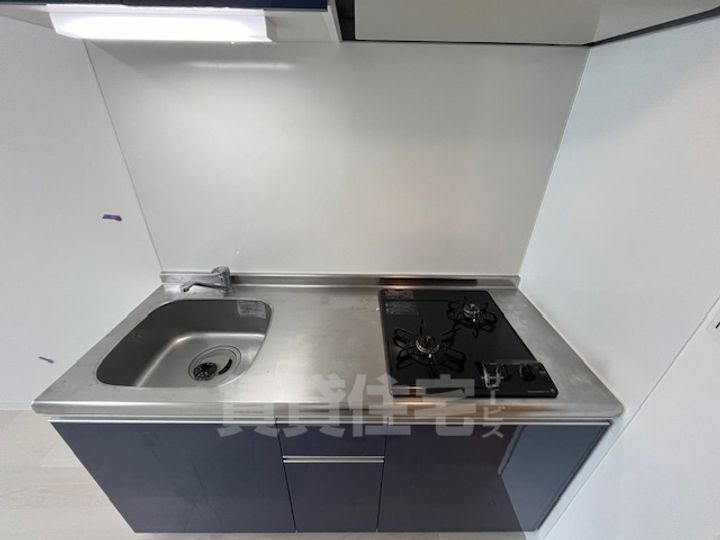 大阪府堺市堺区甲斐町東4丁の賃貸マンションのキッチン