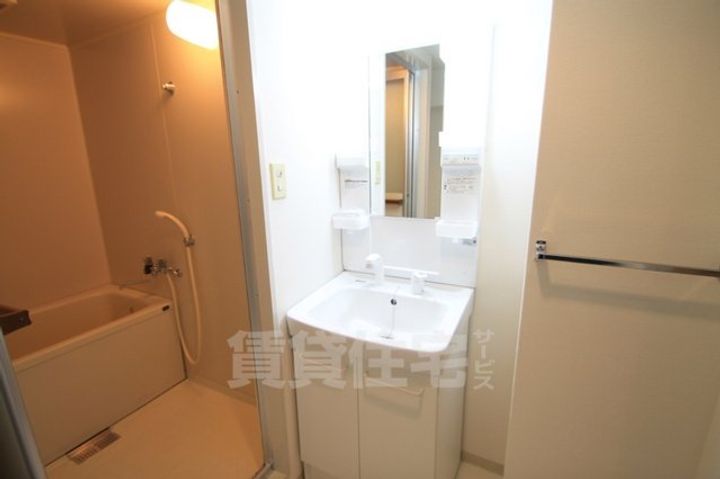 SUNミネマツの内装