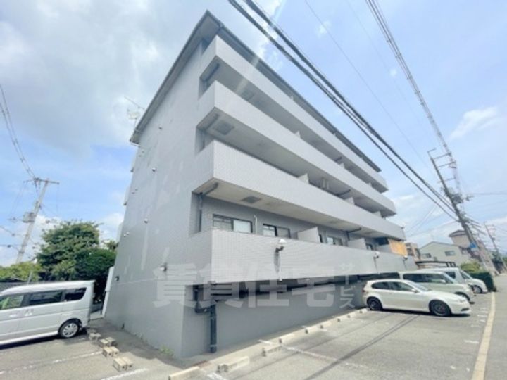 ヴァレドールの外観