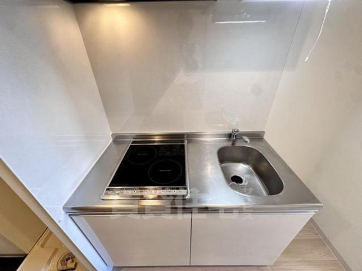 アリビオ立花2のキッチン