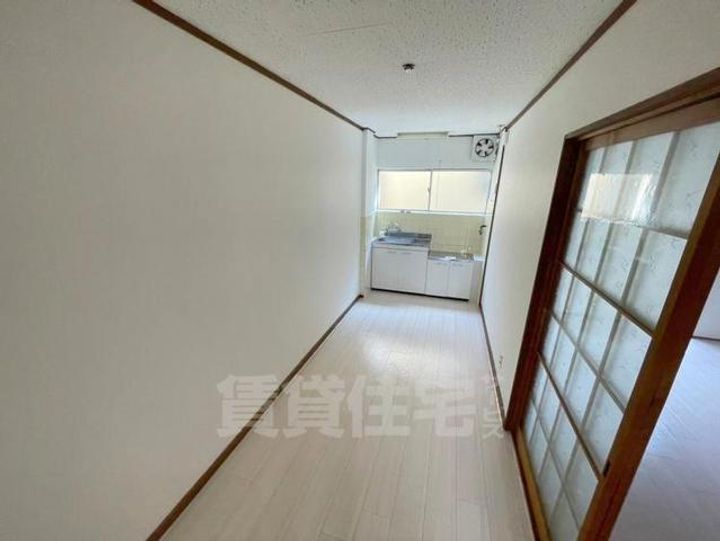 亀岡マンションの居間