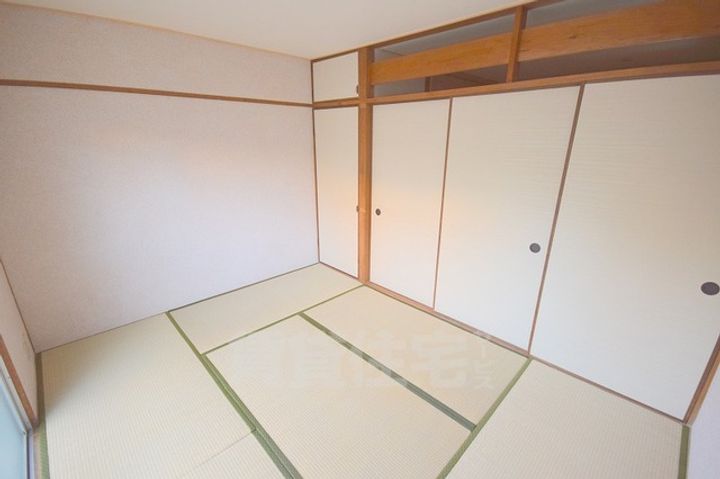 羽曳山第二サンハイツの子供部屋