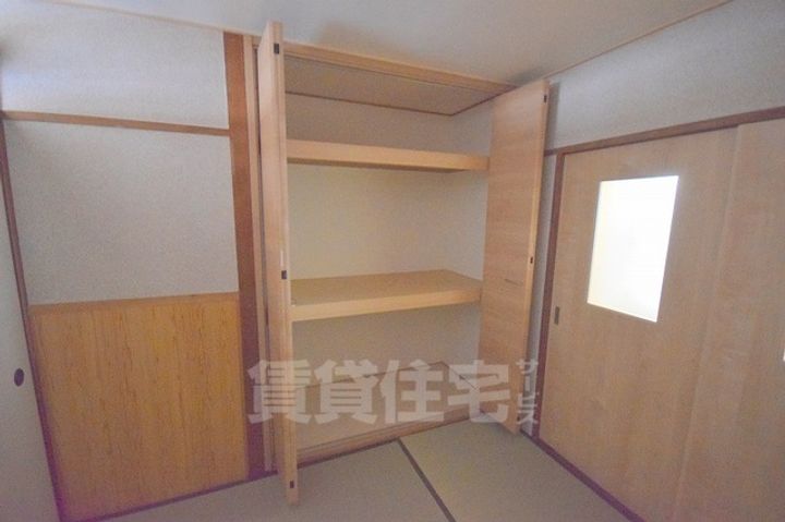 羽曳山第二サンハイツの内装