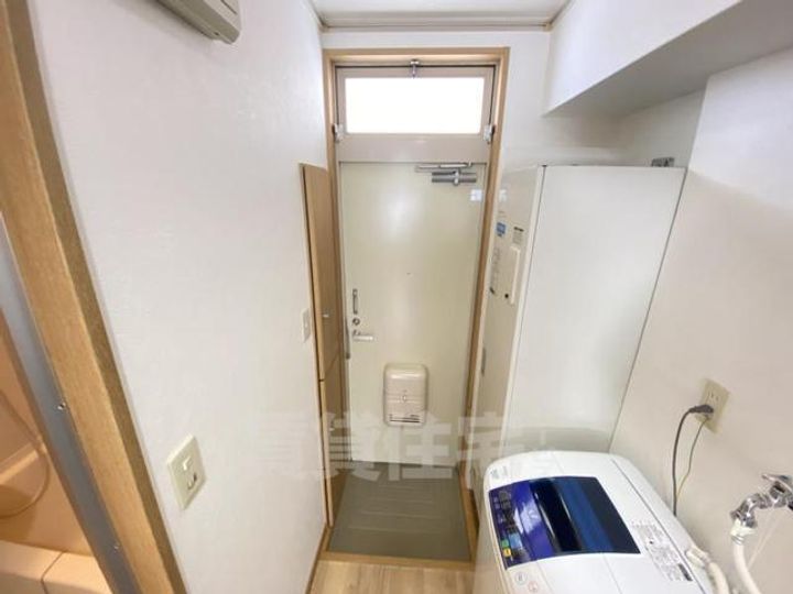 エステートピア2の玄関