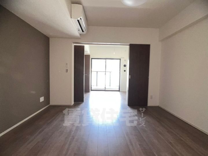 ザ・シンフォニア新栄の居間