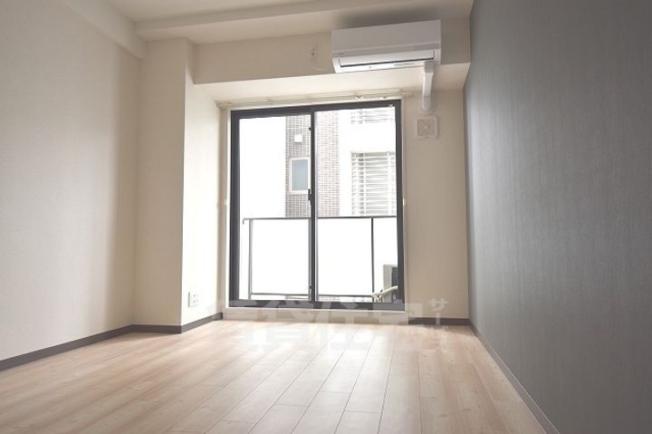 KDXレジデンス南草津の居間