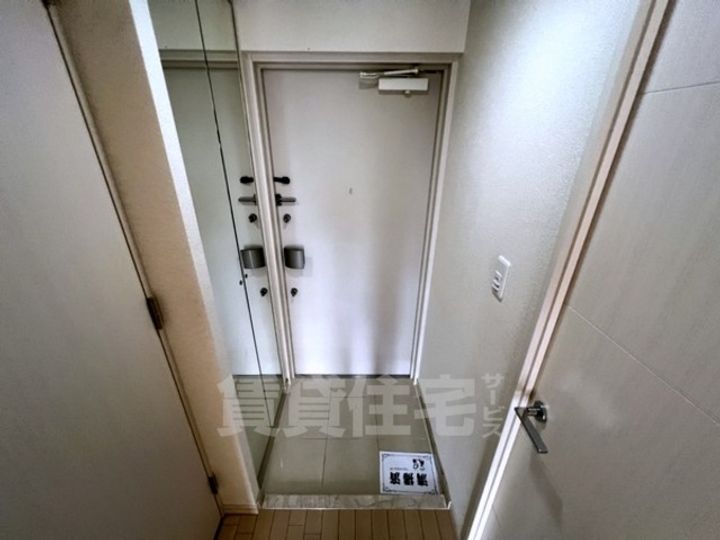 エステムプラザ京都御所ノ内REGIAの玄関