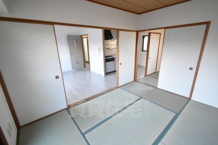 大阪府高石市取石5丁目の賃貸マンションの居間