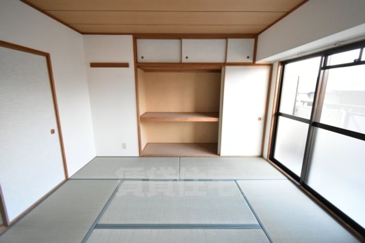 大阪府高石市取石5丁目の賃貸マンションの内装