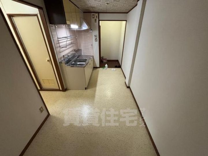 大阪府大阪市旭区高殿4丁目の賃貸マンションの内装