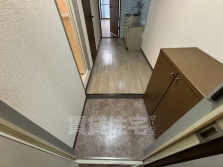 相互ハイツの玄関