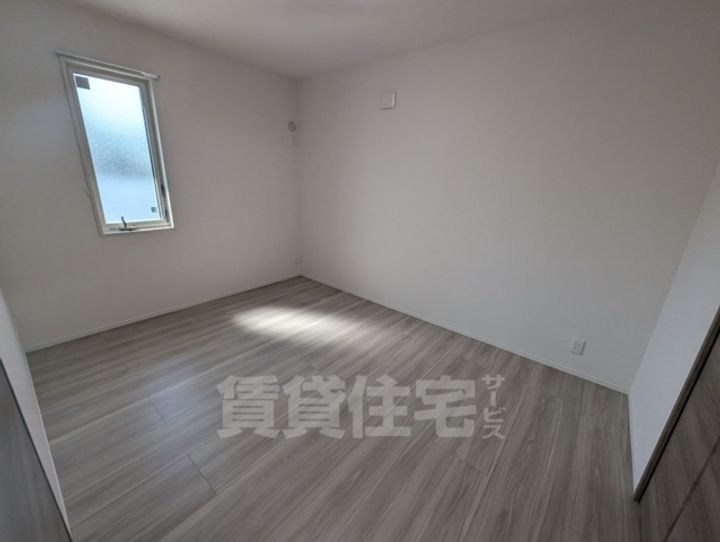 大阪府茨木市水尾1丁目の賃貸アパートの子供部屋