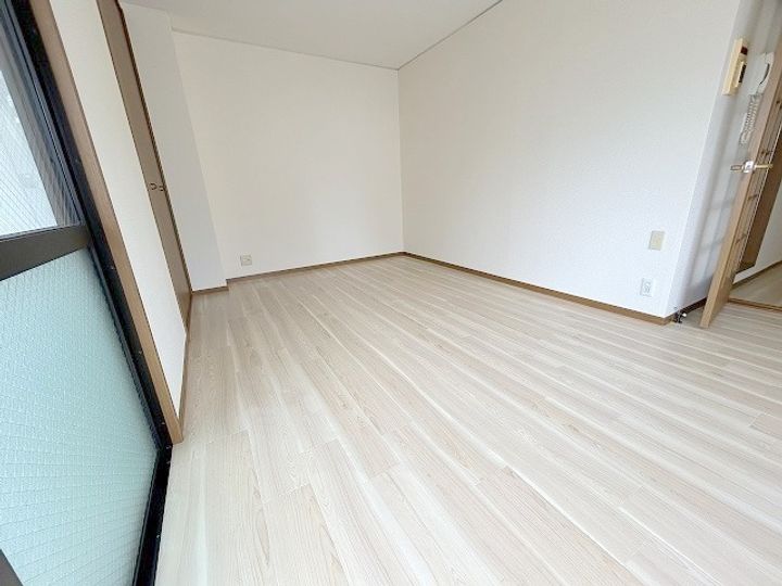 Ampleurの居間
