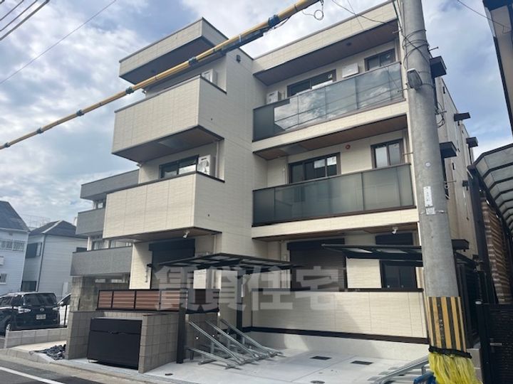 トリシア上甲子園の外観