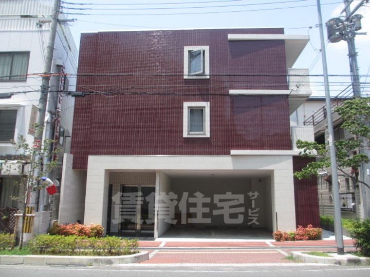 大阪府豊中市南桜塚1丁目の賃貸マンションの外観