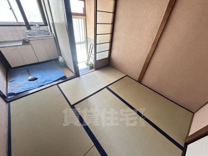 大阪府門真市大橋町の賃貸アパートの居間