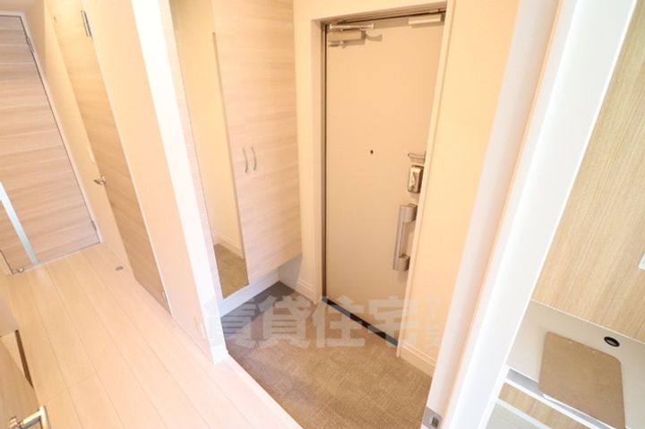 プレタクチュール中根町の玄関