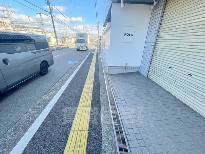 サン・ルミエールの周辺