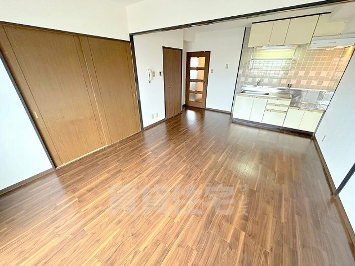 サン・ルミエールの居間