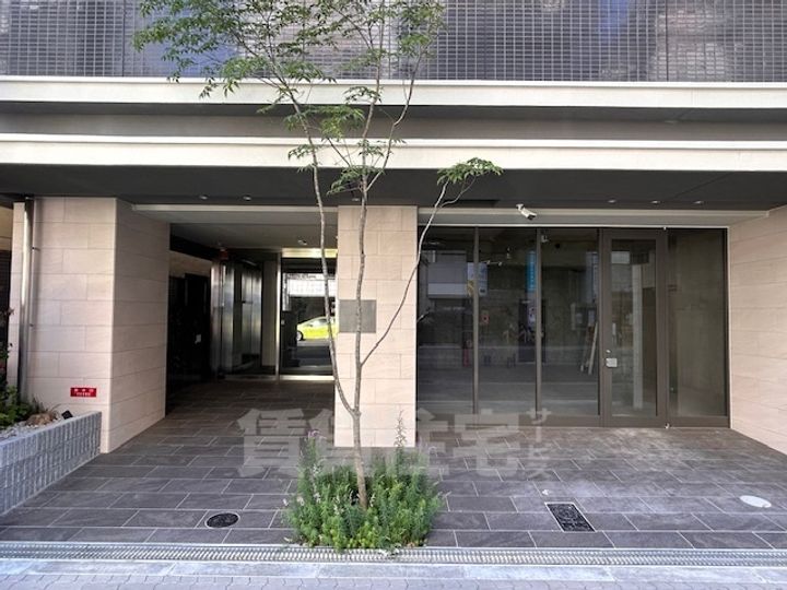 大阪府大阪市住吉区東粉浜3丁目の賃貸マンションの玄関