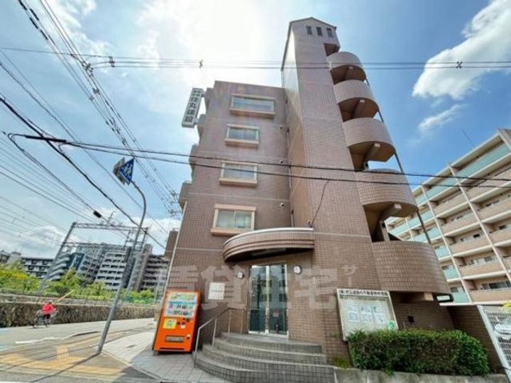 大阪府豊中市野田町の賃貸マンションの外観