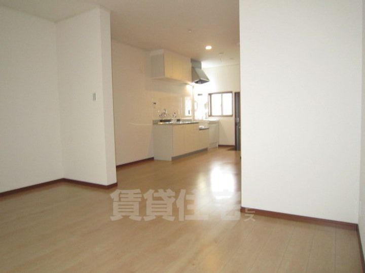 大阪府和泉市尾井町1丁目の賃貸アパートの居間