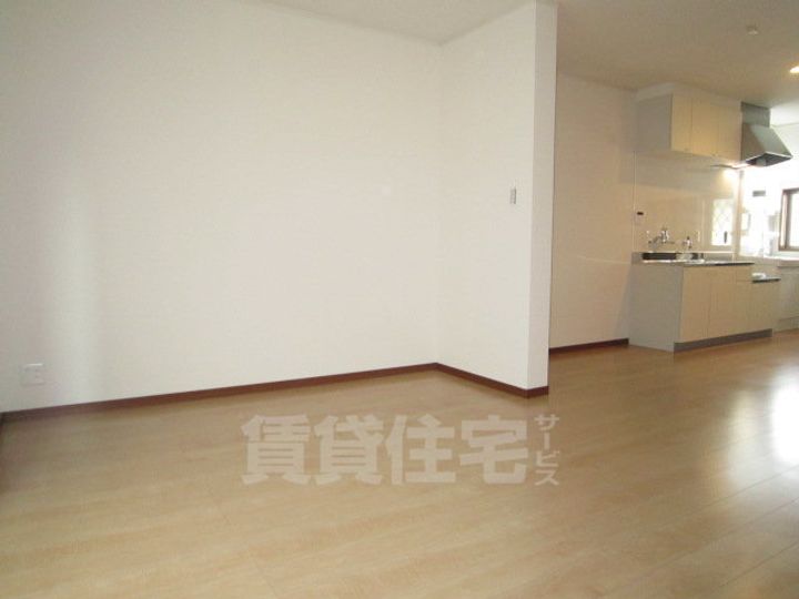 大阪府和泉市尾井町1丁目の賃貸アパートの居間