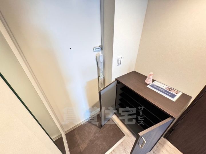 CELENEST名駅西の玄関