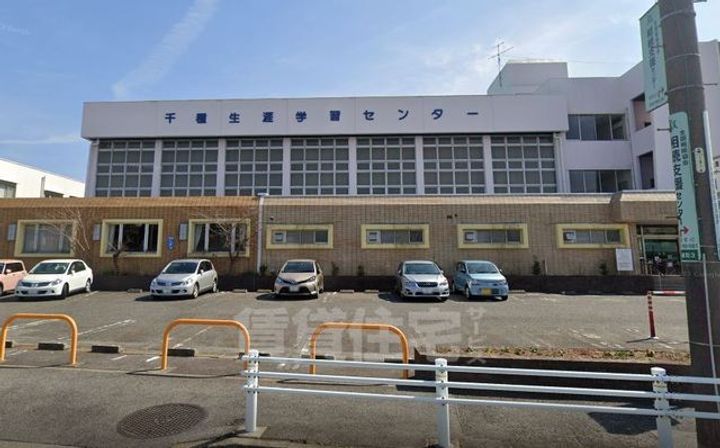 ハイリスベーネ池下の周辺