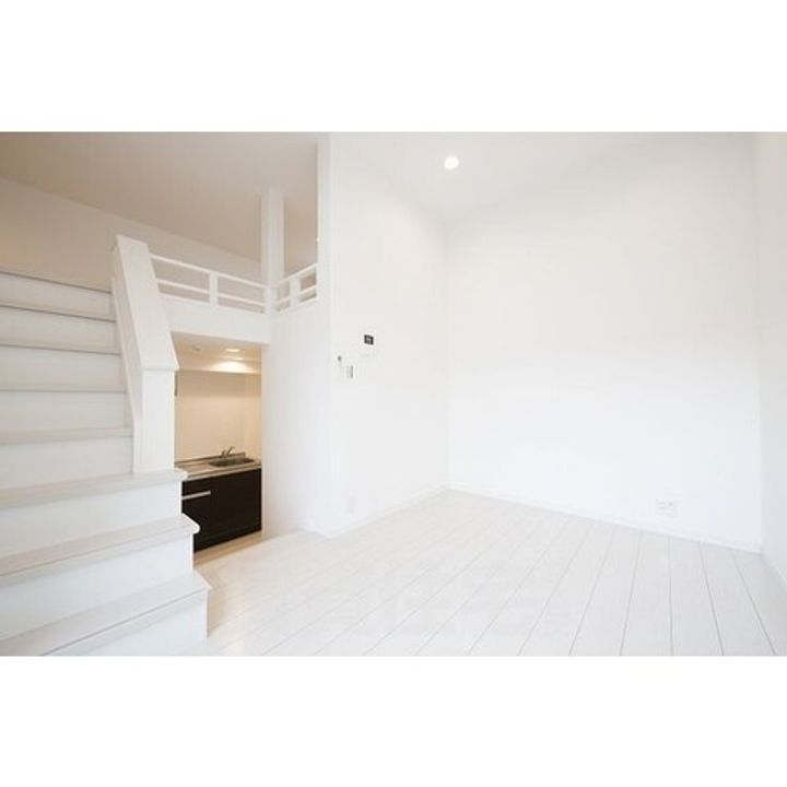 愛知県名古屋市中村区名西通2丁目(アパート)の賃貸物件の居間