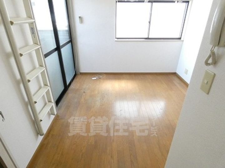 ウィンズ博多東の居間