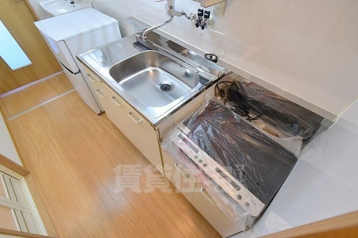 滋賀県草津市野路東4丁目の賃貸マンションのキッチン
