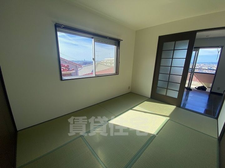 大阪府東大阪市東石切町4丁目の賃貸マンションの寝室