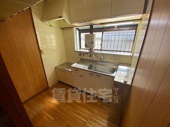 大阪府東大阪市六万寺町3丁目(一戸建)の賃貸物件のキッチン