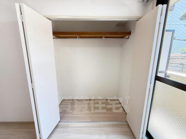 大阪府豊中市曽根東町1丁目の賃貸マンションの内装