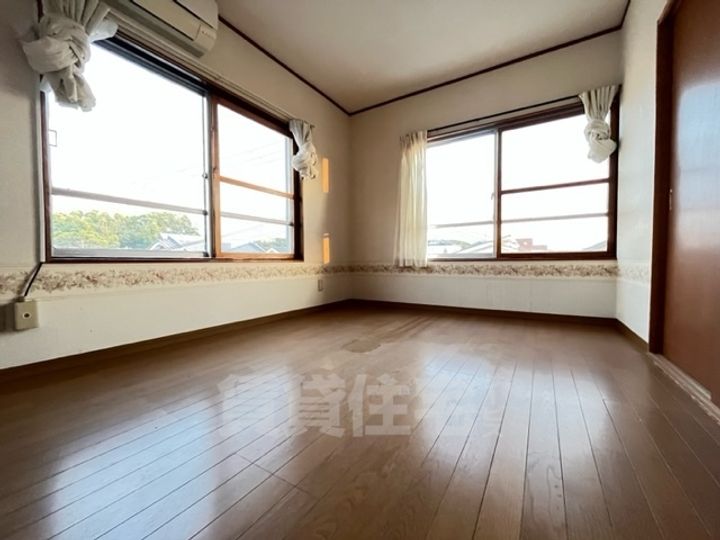 中野マンションの居間