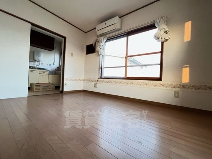 中野マンションの居間