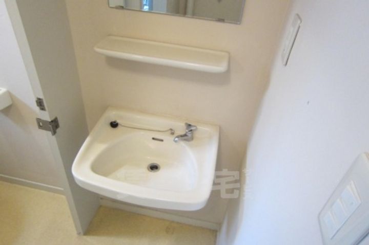 大阪府吹田市千里丘西の賃貸マンションの内装