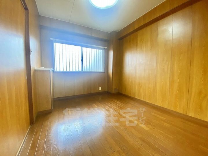 寿美礼ビル(スミレビル)301の寝室