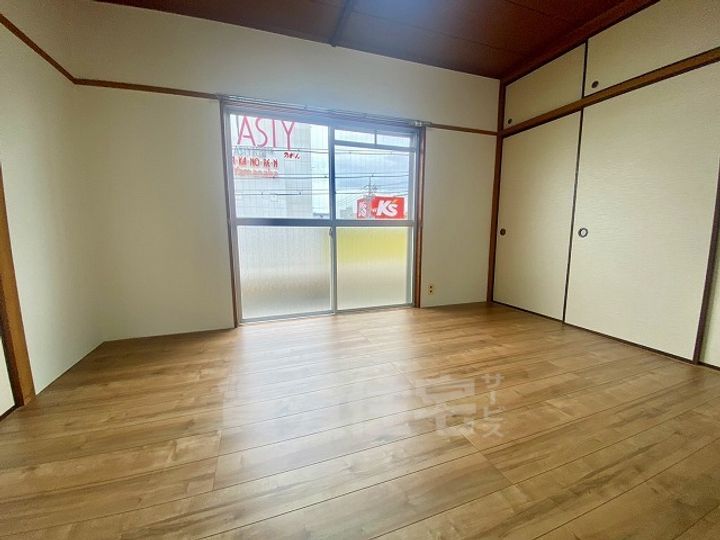 寿美礼ビル(スミレビル)301の子供部屋